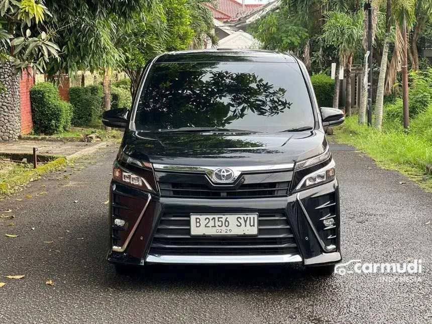 2018 Toyota Voxy MPV