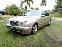 2001 Mercedes-Benz E200K 2.0 Elegance Sedan