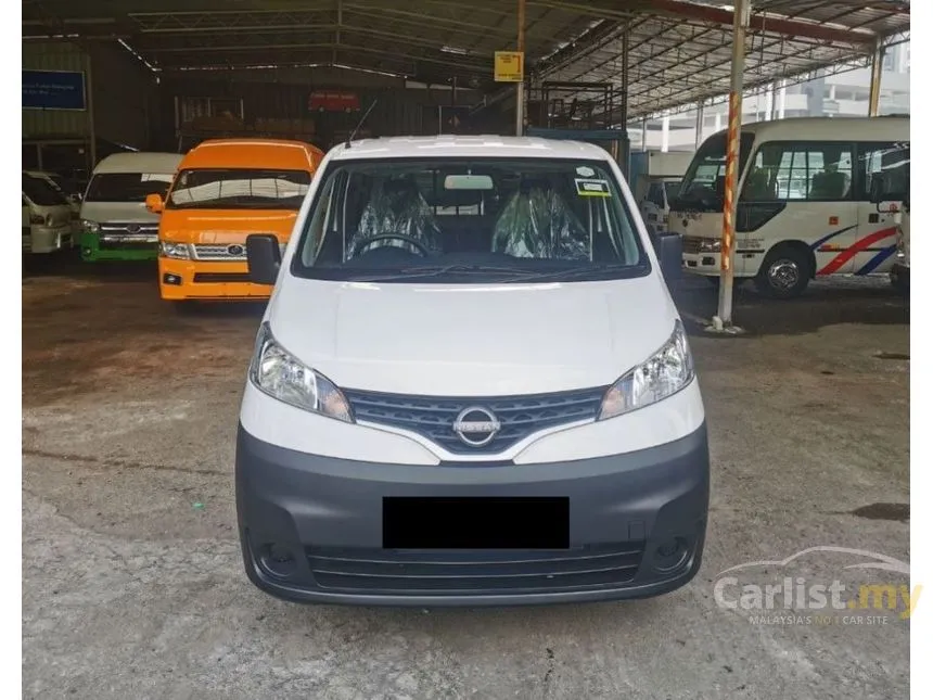 2026 Nissan NV200 Panel Van