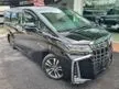 Recon Recon 2020 Toyota Alphard 2.5 G S C Package MPV / GRADE 4.5 / 33K GENUINE LOW MILEAGE / 5 YEAR WARRANTY / MANY FREE GIFT / SUNROOF / DIM / BSM / UNREG - Cars for sale