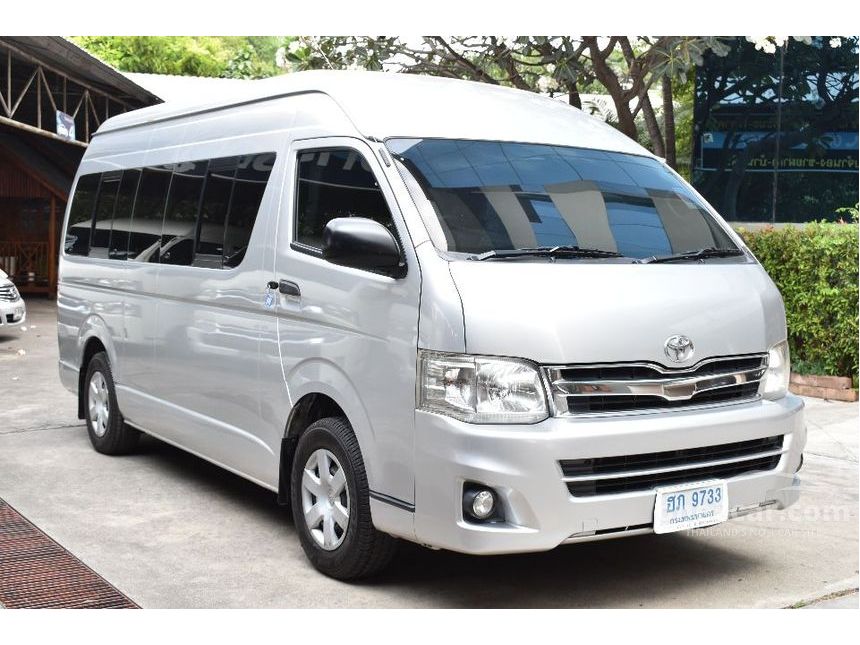 Тойота hiace 2013