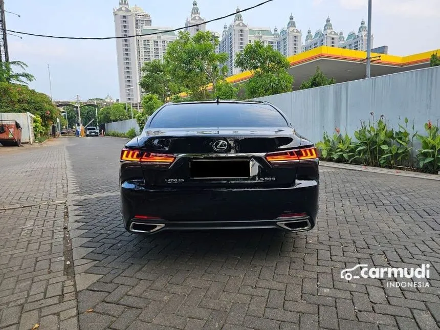 2018 Lexus LS500 Executive Sedan