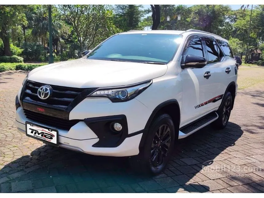2019 Toyota Fortuner VRZ TRD 4X2 SUV