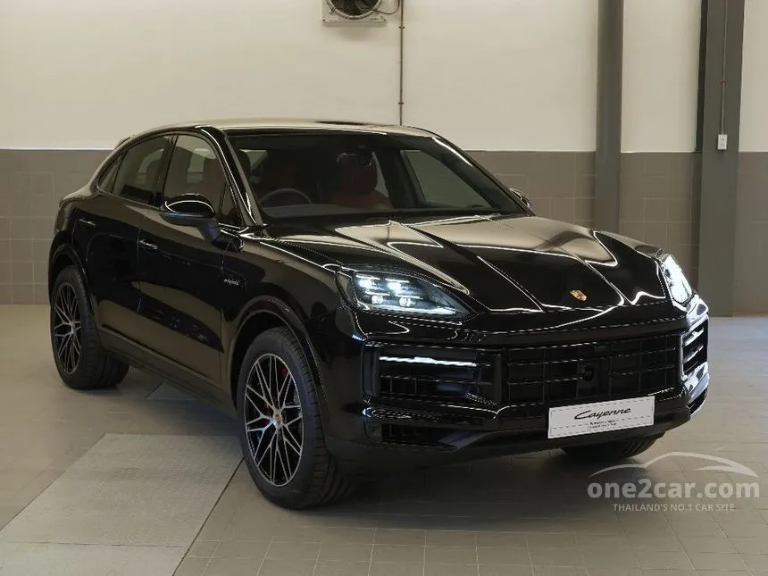 2026 Porsche CAYENNE S E-Hybrid Coupe