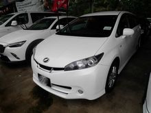 2010 Toyota Wish 1.8 S MPV -- WELL MAINTAINED --