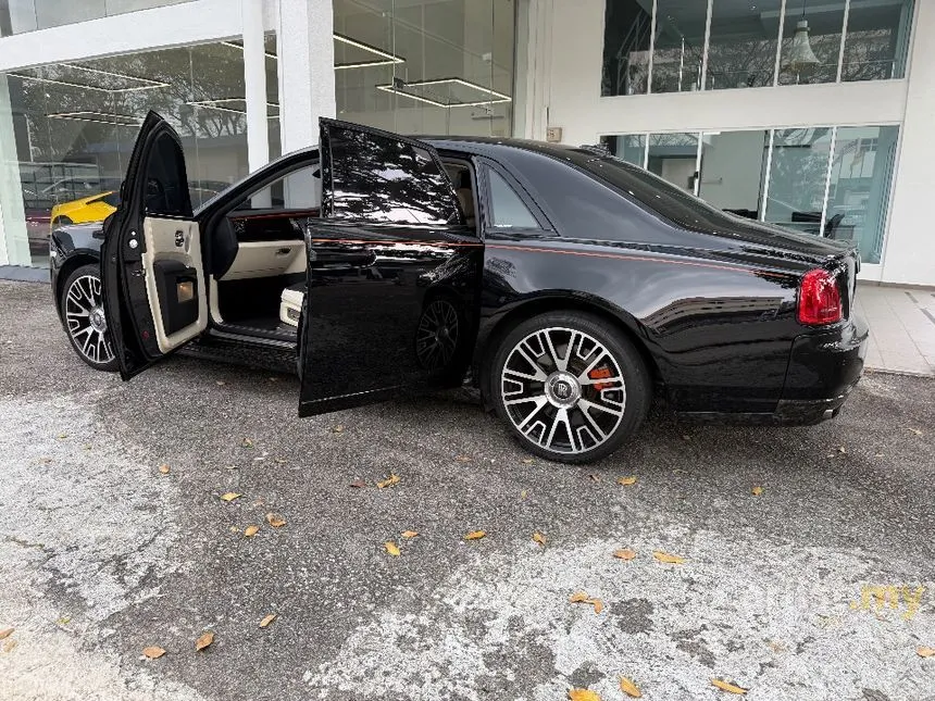 2010 Rolls-Royce Ghost Sedan