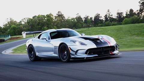 Dodge Unleashes The Viper ACR, A Snarling 8.4-litre Track Beast