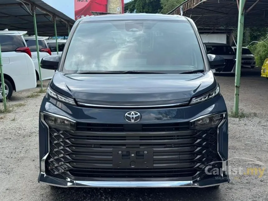 2023 Toyota Voxy S-Z MPV