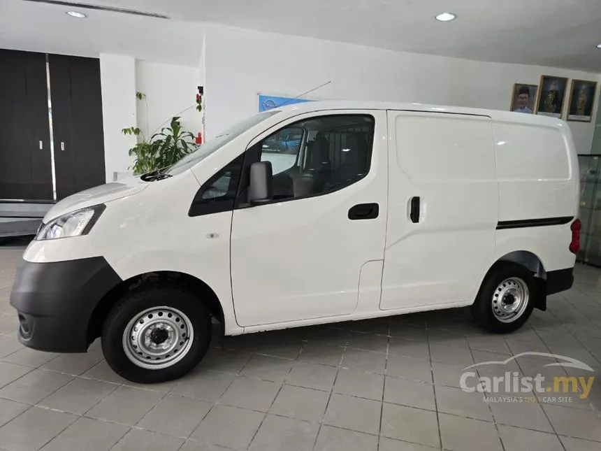 2024 Nissan NV200 Panel Van