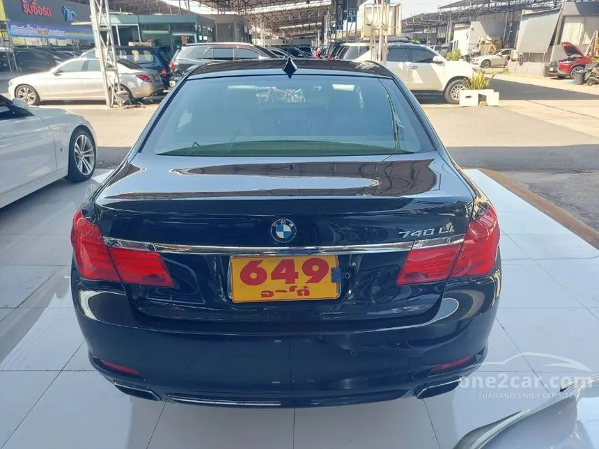 2010 BMW 740Li Sedan