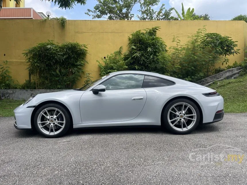2025 Porsche 911 Carrera Coupe