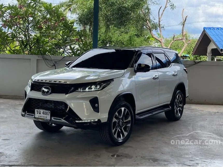 2024 Toyota FORTUNER Legender SUV