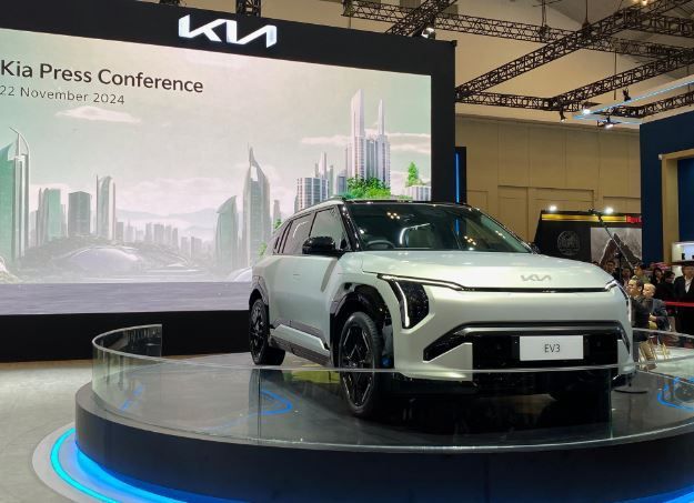 KIA Pamerkan EV3, SUV Listrik yang Debut Global di Paris Bulan Lalu