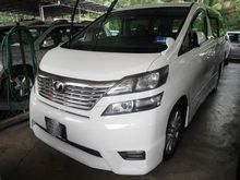 2010 Toyota Vellfire 2.4 8 seater