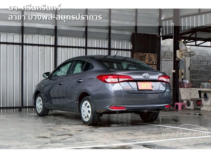 2022 Toyota Yaris Ativ Entry Sedan