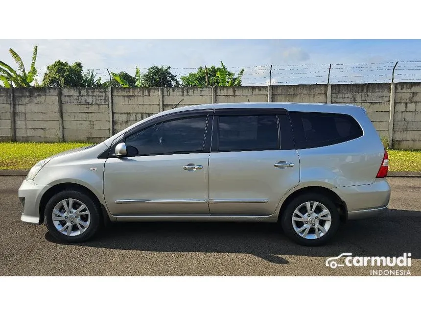 2013 Nissan Grand Livina XV MPV