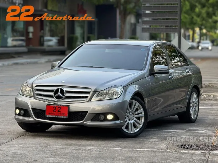 2012 Mercedes-Benz C220 CDI BlueEFFICIENCY Sedan
