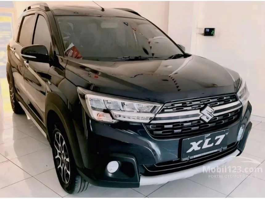 Jual Mobil Suzuki XL7 2024 BETA Hybrid 1.5 di Banten Automatic Wagon Hitam Rp 220.000.000
