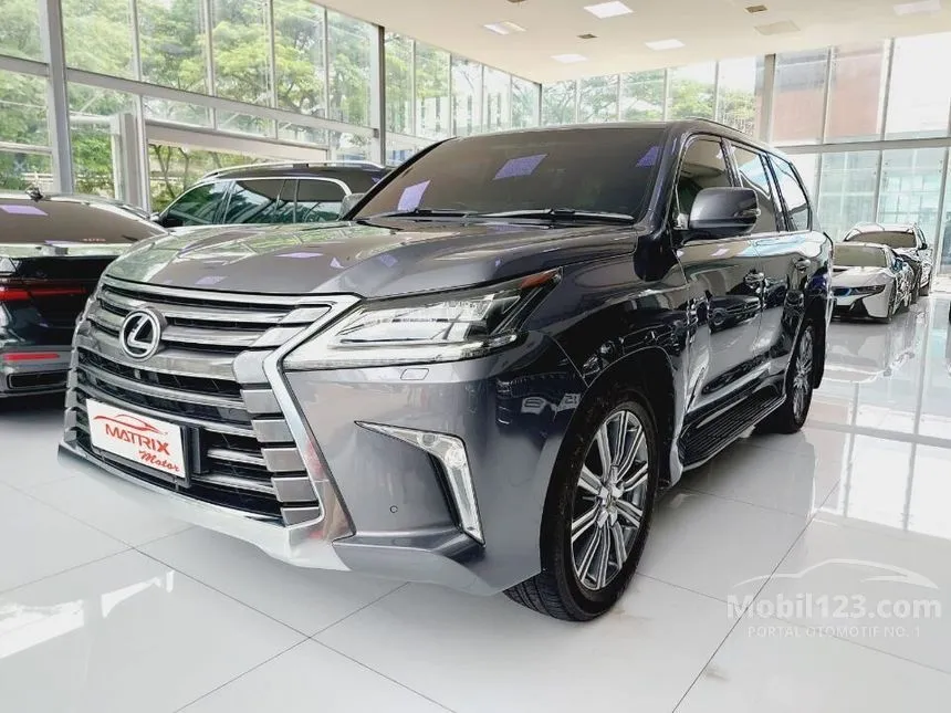 2016 Lexus LX570 SUV