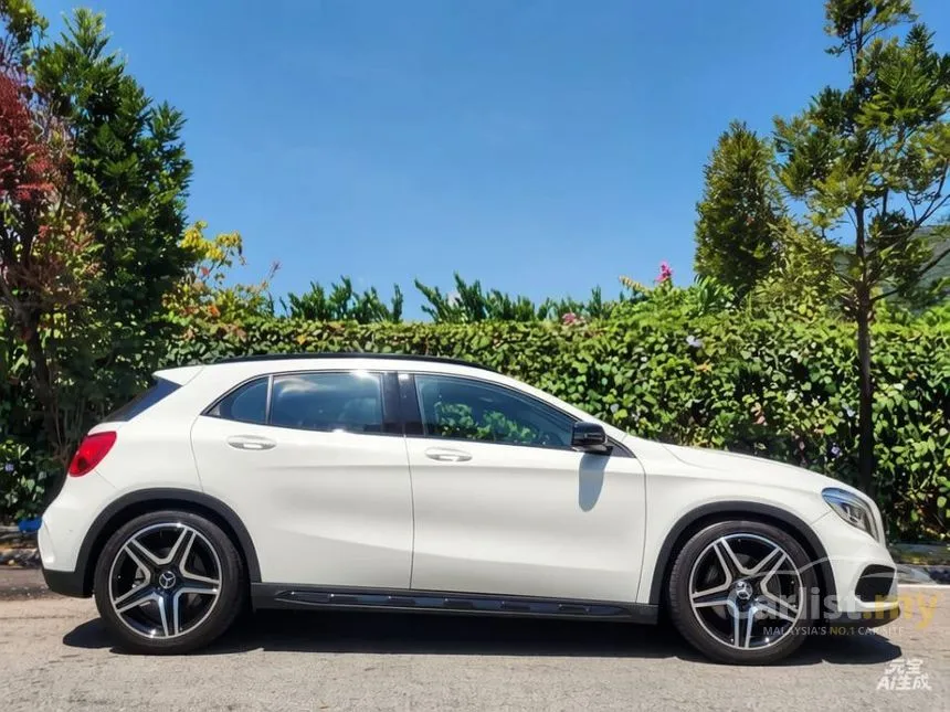 2015 Mercedes-Benz GLA250 4MATIC SUV