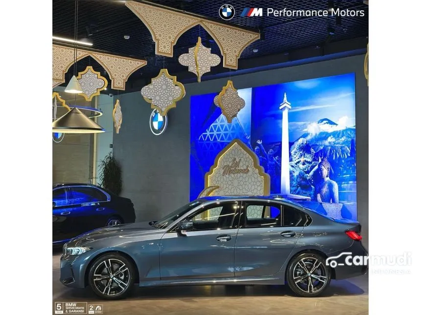 2025 BMW 320i M Sport Sedan