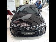 2019 Toyota Corolla Altis terbaru