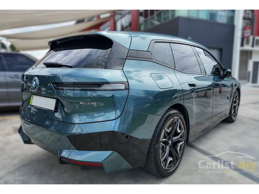 2023 BMW iX xDrive40 SUV