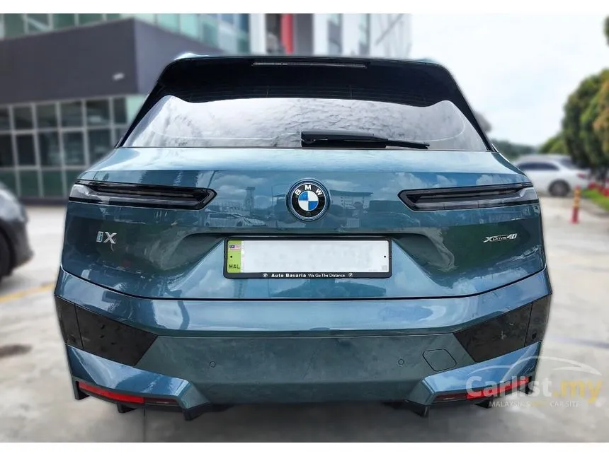 2023 BMW iX xDrive40 SUV