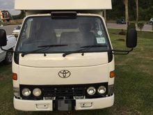 1999 Toyota Dyna 2.4 (Box Body)