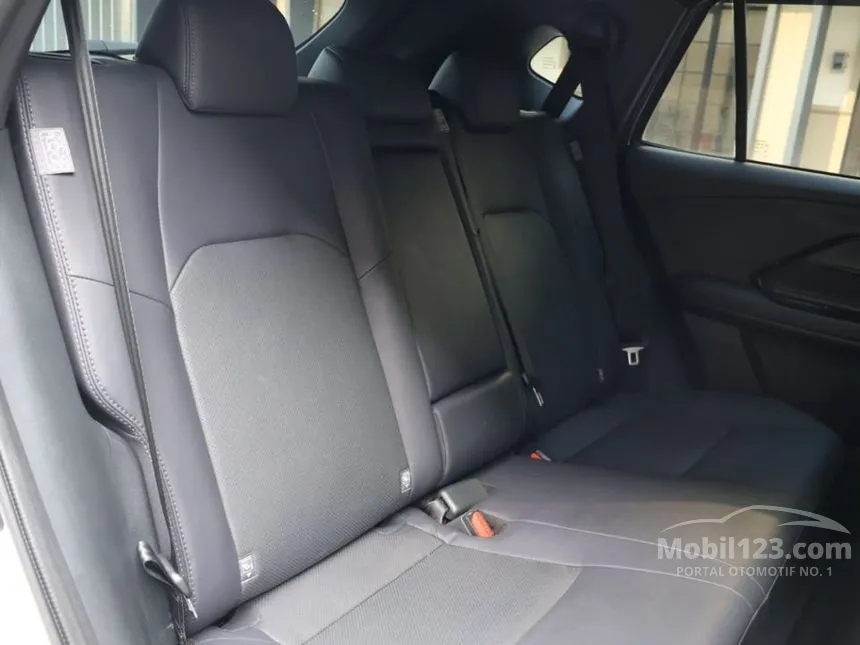 2023 Toyota Yaris Cross S HV (2 Tone) with GR Parts Aero Pkg SUV