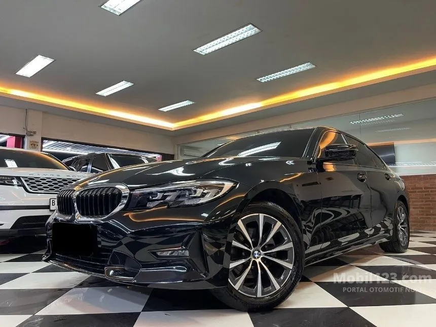 Jual Mobil BMW 320i 2021 Dynamic 2.0 di DKI Jakarta Automatic Sedan Hitam Rp 695.000.000