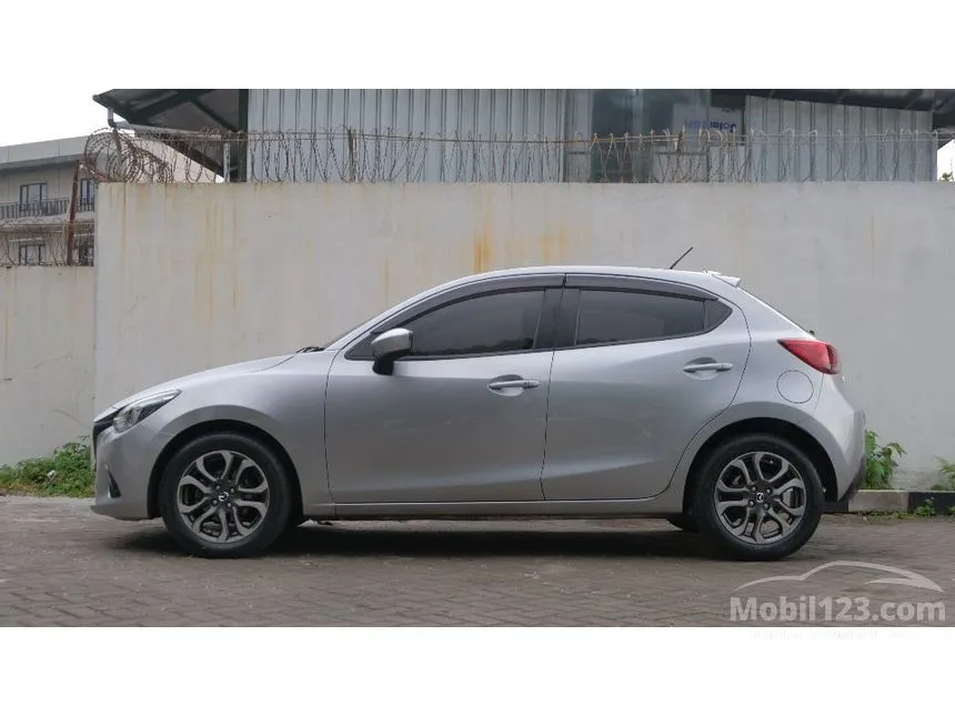 2014 Mazda 2 GT Hatchback