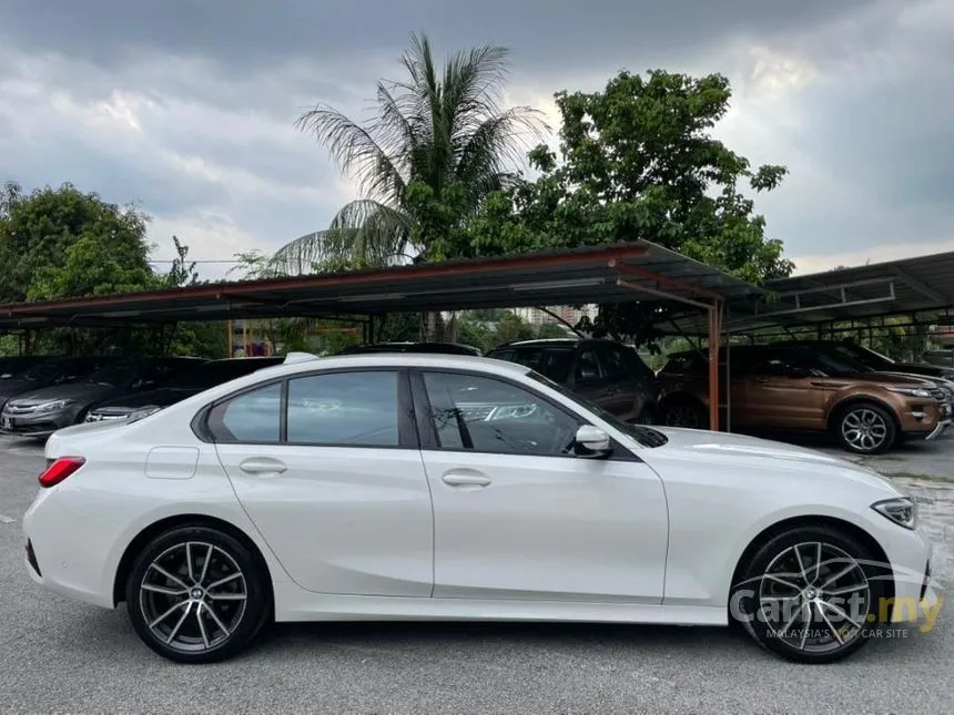 2022 BMW 320i Sport Sedan