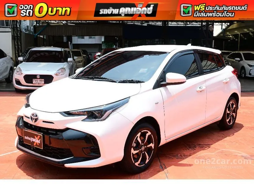 2023 Toyota YARIS Entry Hatchback