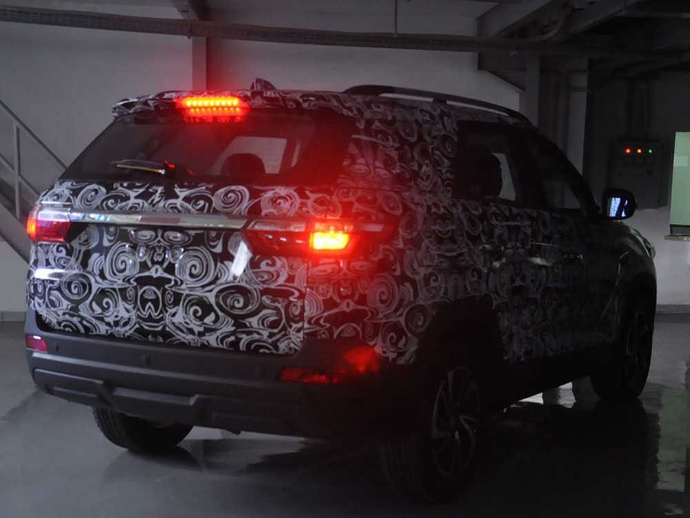 DFSK Glory 560 Calon Kompetitor Toyota Rush Diperkirakan Dijual Rp 200 jutaan