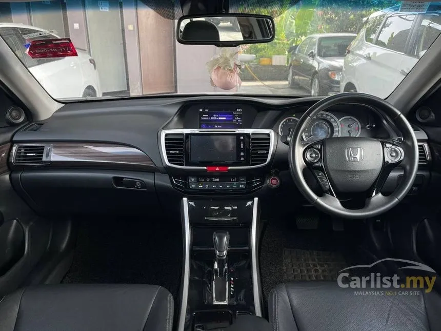 2018 Honda Accord VTi-L Sedan