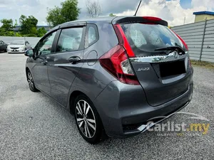 2017 Honda Jazz 1.5 V Hatchback