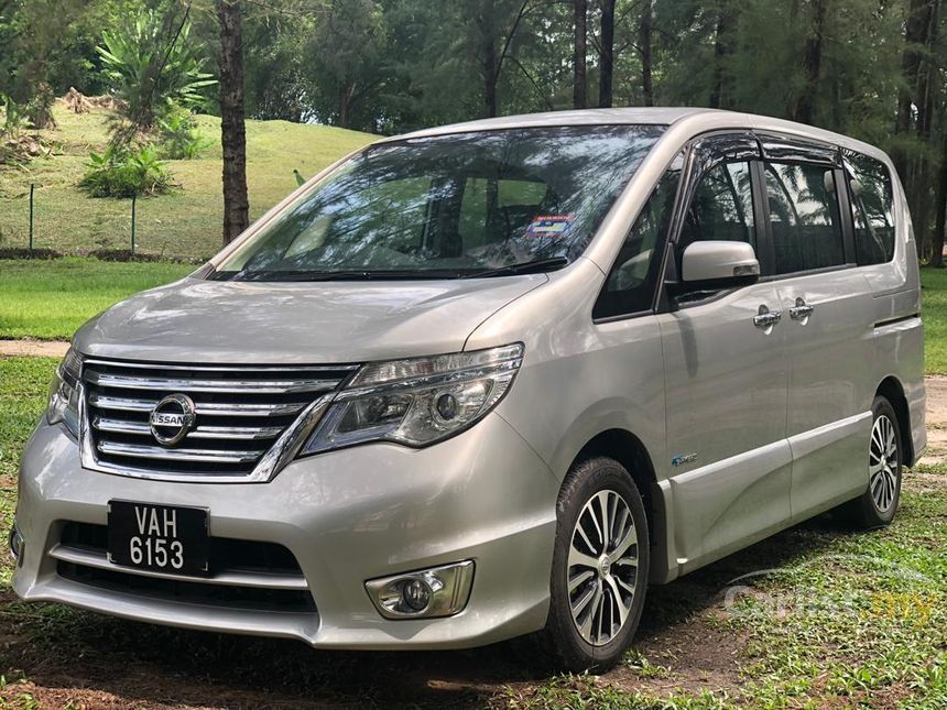 Nissan serena s hybrid