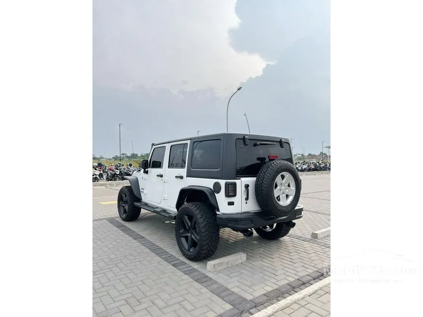 2012 Jeep Wrangler Rubicon Unlimited SUV