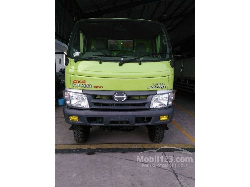 Jual Mobil Hino Dutro 2015 300 Series 4.0 di DKI Jakarta 