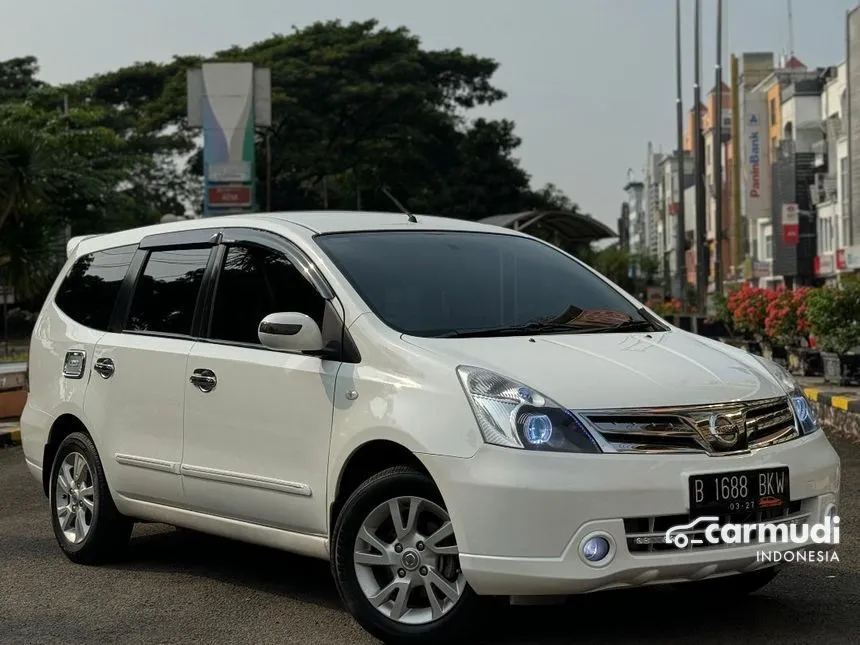 Jual Mobil Nissan Grand Livina 2012 Ultimate 1.5 di DKI Jakarta Automatic MPV Putih Rp 95.000.000