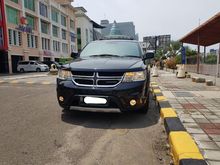 2012 Dodge Journey 2,4 SXT Platinum SUV sunroof hitam pajak panjang 1 tahun