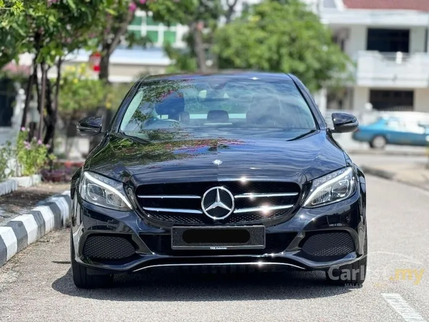 2016 Mercedes-Benz C200 Avantgarde Sedan