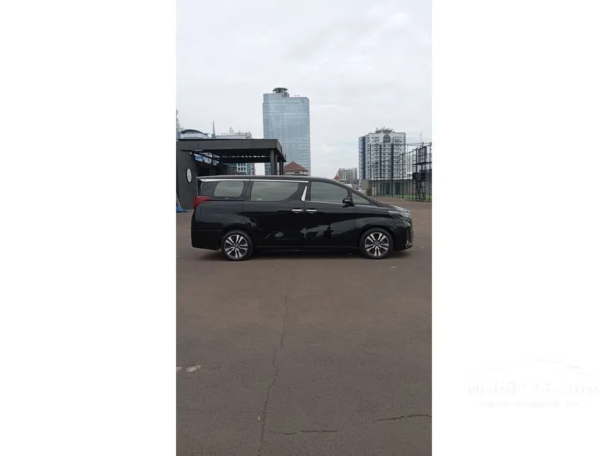2018 Toyota Alphard G MPV
