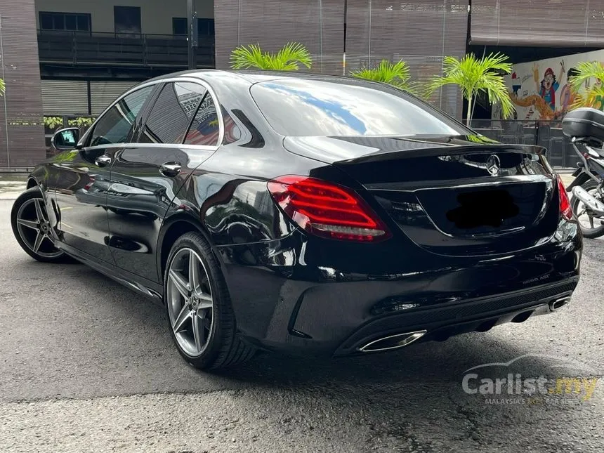 2017 Mercedes-Benz C180 AMG Sports Package Sedan