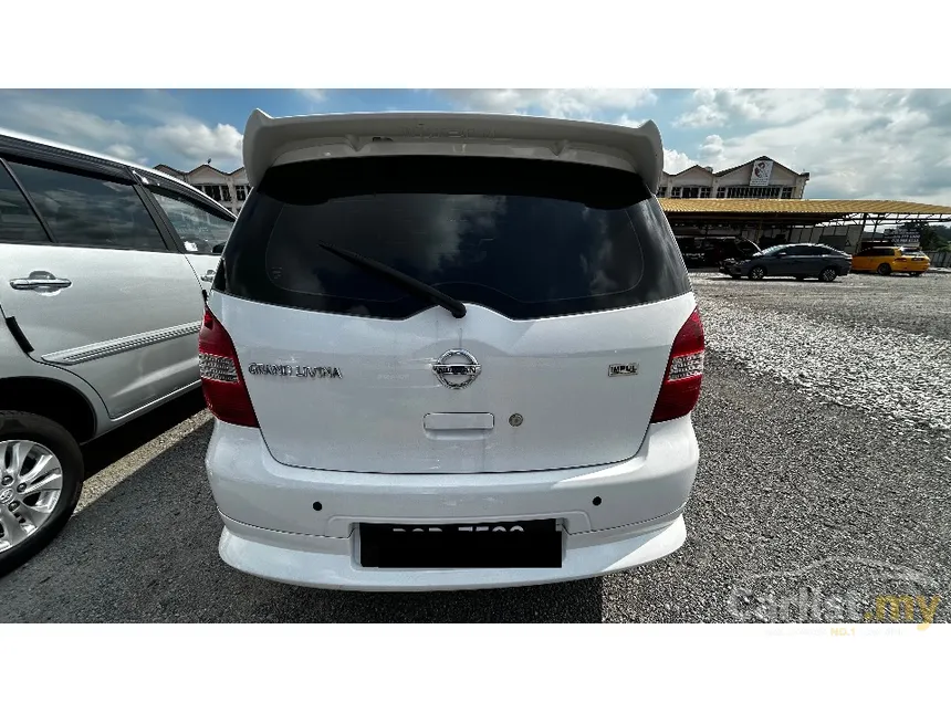 2012 Nissan Grand Livina ST-L Comfort MPV