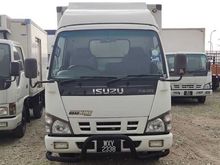 2013 Isuzu NKR 2.8 Base Spec Lorry 13FEET