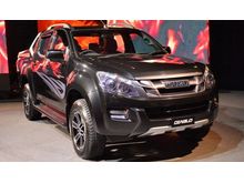 2018 Isuzu D-Max 2.5 Pickup Truck + Ready Stock