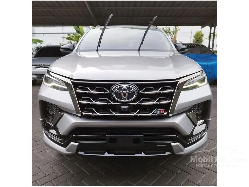 Jual Mobil Toyota Fortuner 2024 GR Sport 2.8 di Banten Automatic SUV Silver Rp 603.000.000