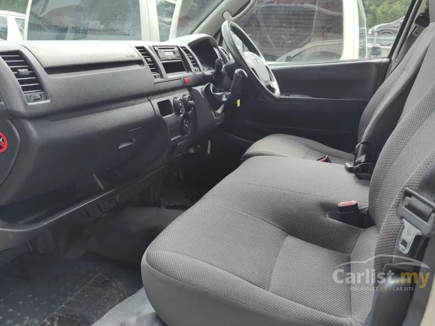 2016 Toyota Hiace Panel Van